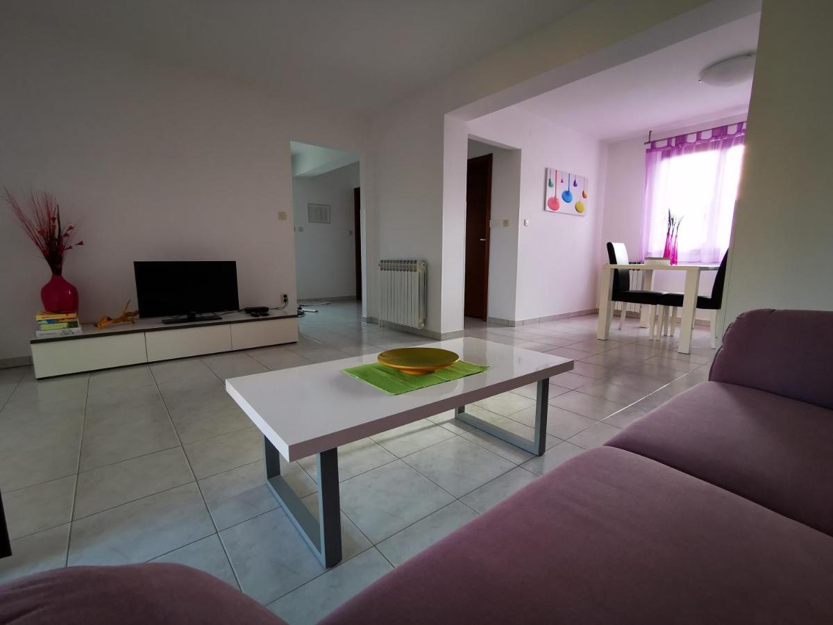 Apartments Medusa Rovinj Buitenkant foto